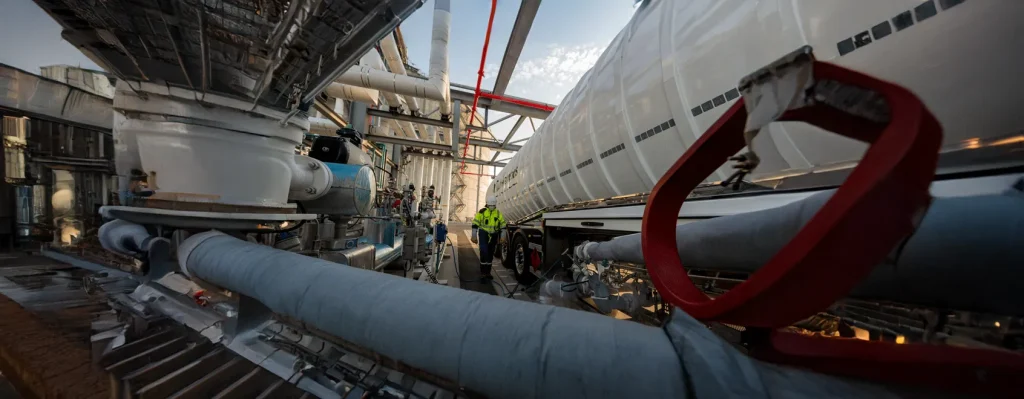 Impact of global trade tensions on logistics strategies